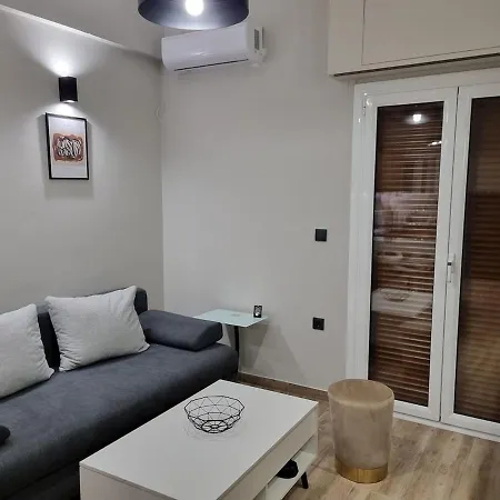 Stylish Fully Renovated - Koukaki Apartment Athens